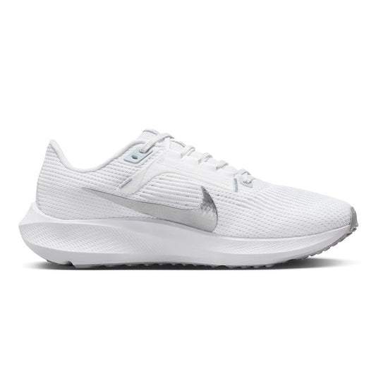 Women's Nike Pegasus 40, White/Metallic Silver-Pure Platinum, 9 B Medium